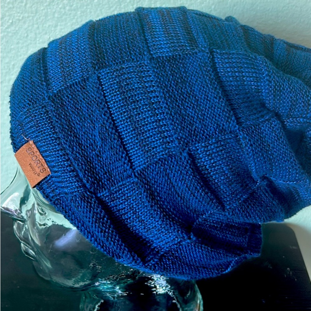 Sports slouch hat